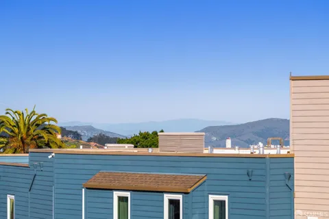 $675,000 | 5330 Diamond Heights Boulevard, Unit J301, San Francisco, CA 94131