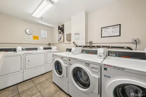 $675,000 | 5330 Diamond Heights Boulevard, Unit J301, San Francisco, CA 94131