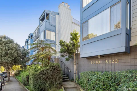 $675,000 | 5330 Diamond Heights Boulevard, Unit J301, San Francisco, CA 94131