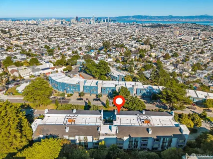$675,000 | 5330 Diamond Heights Boulevard, Unit J301, San Francisco, CA 94131