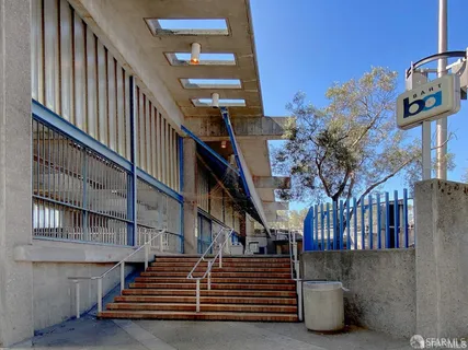 $675,000 | 5330 Diamond Heights Boulevard, Unit J301, San Francisco, CA 94131