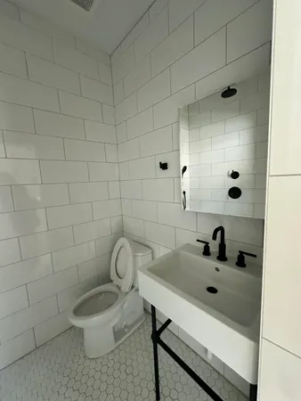 $3,400 | 15 Strawberry Lane, Charleston, SC 29403