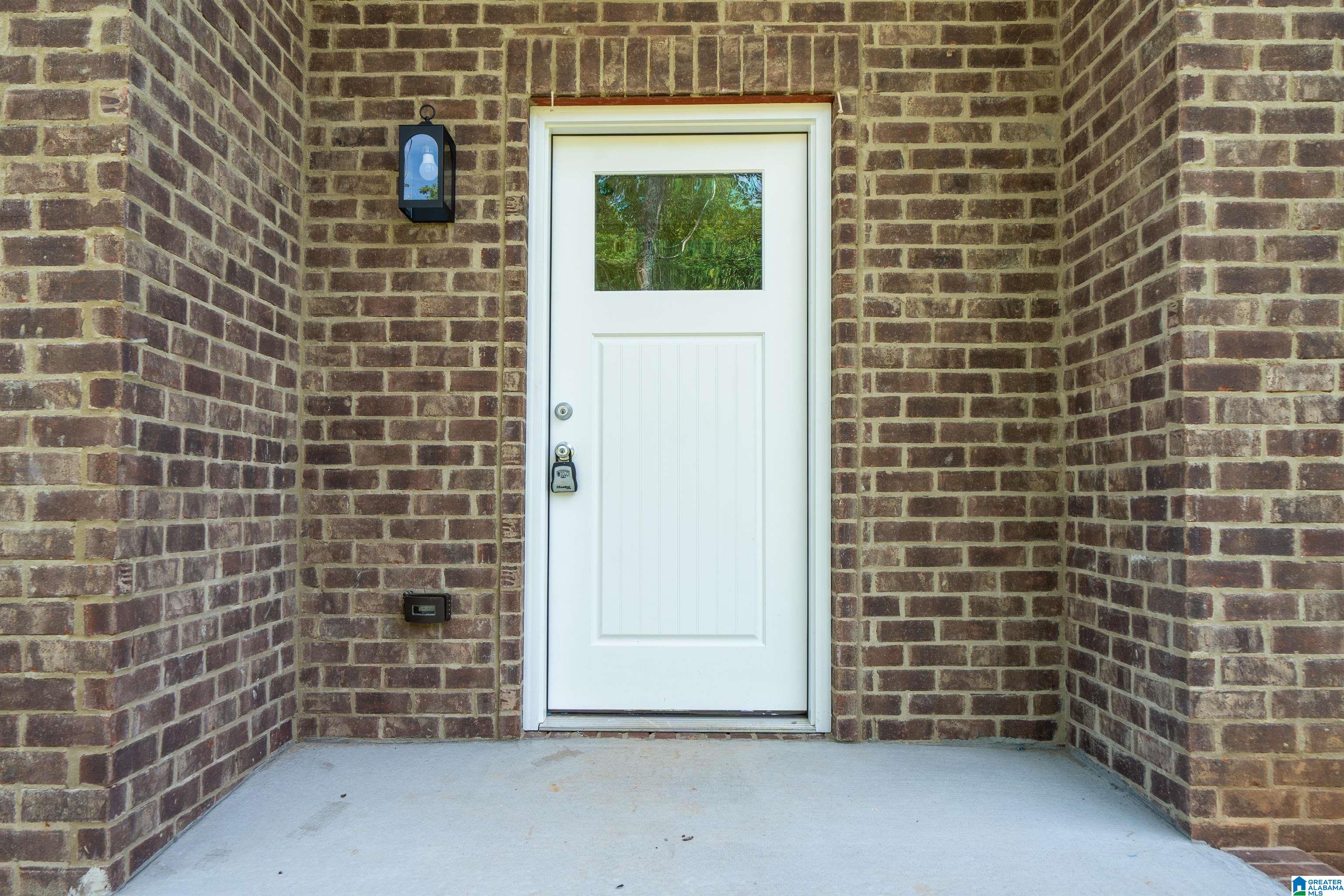 7957 Forest Loop Pinson, AL 35126 - Photo 2 of 31