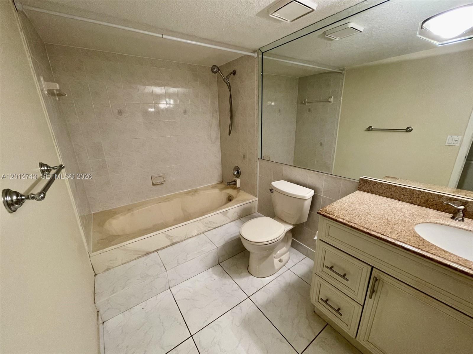 491 Racquet Club Road, Unit 303 Weston, FL 33326 - Photo 19 of 47