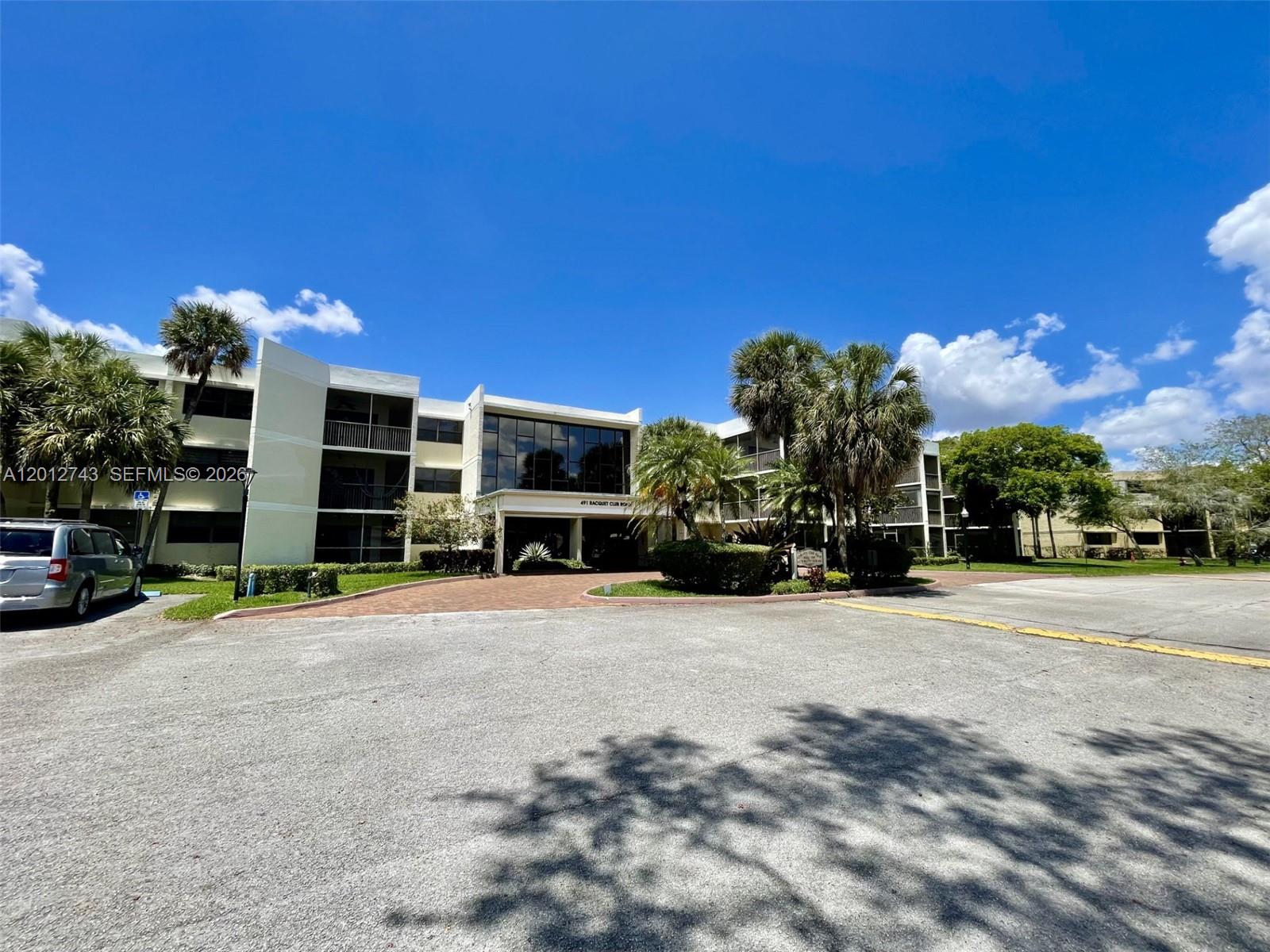 491 Racquet Club Road, Unit 303 Weston, FL 33326 - Photo 40 of 47