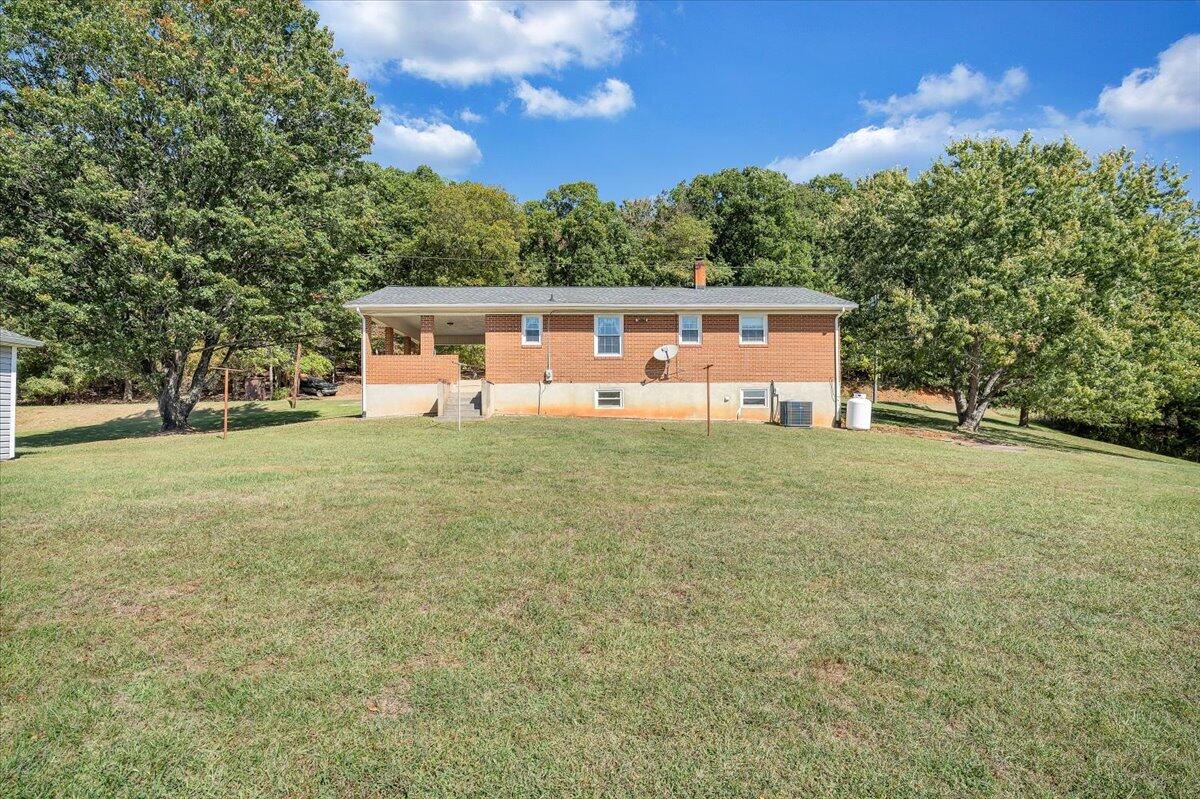 1142 Nemmo Road Vinton, VA 24179 - Photo 28 of 35 28-MIB00842