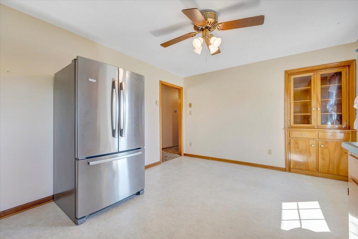 1142 Nemmo Road Vinton, VA 24179 - Photo 10 of 35 10-MIB00788
