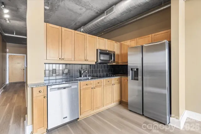 $239,900 | 505 East 6th Street, Unit 814, Charlotte, NC 28202