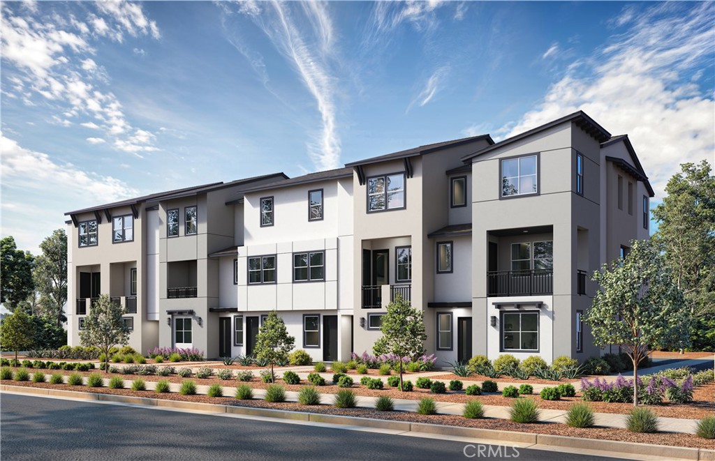 12719 Azure Way, Unit 25 Hawthorne, CA 90250 - Photo 4 of 5