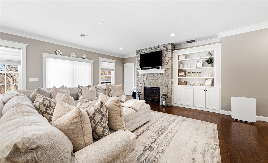 163 Hanton Road North Smithfield, RI 02896 - Photo 14 of 33 Gallery Image 14