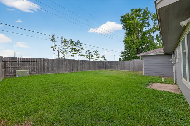 $1,900 | 10106 Shadow Pine Drive, Houston, TX 77070