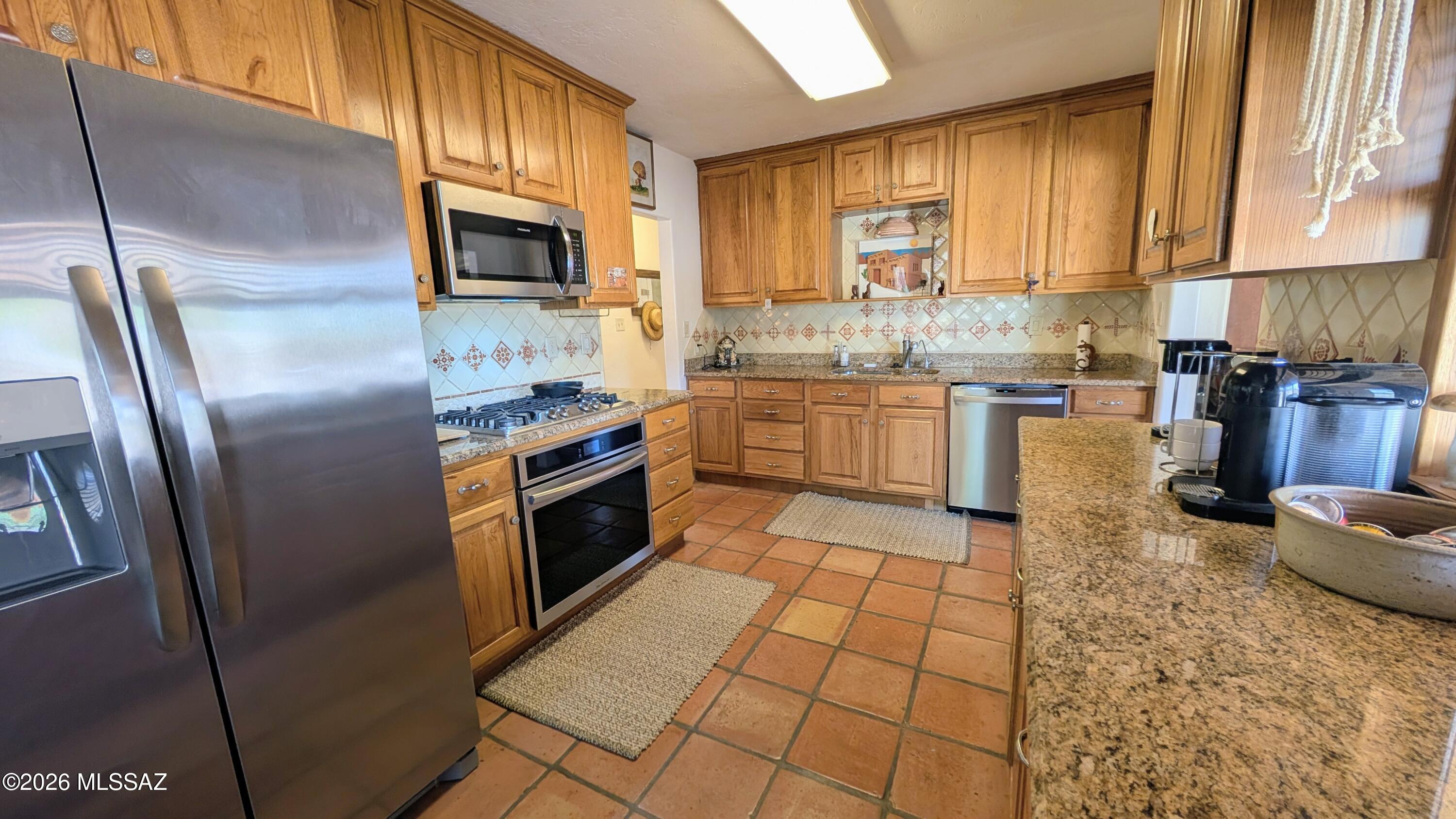 4001 East Rollins Road Tucson, AZ 85739 - Photo 11 of 48