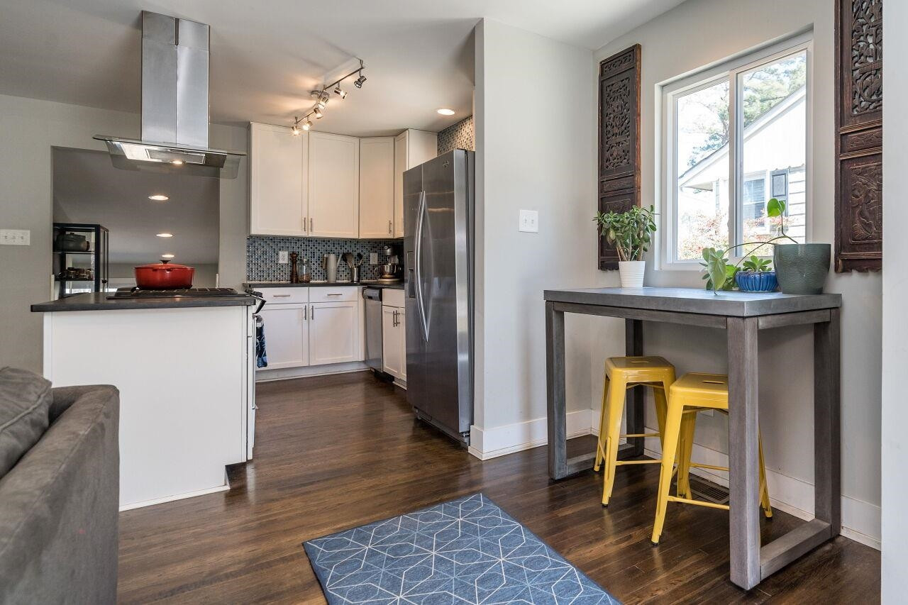 715 Glascock Street Raleigh, NC 27604 - Photo 3 of 31 Entry