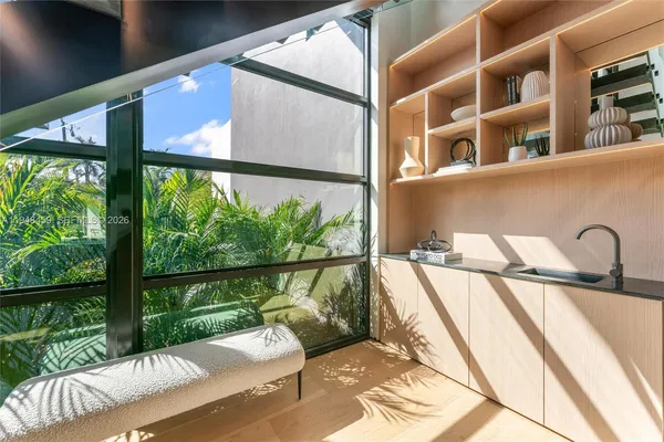 $8,900,000 | 5845 Southwest 130th Terrace, Pinecrest, FL 33156