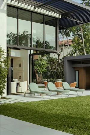 $8,900,000 | 5845 Southwest 130th Terrace, Pinecrest, FL 33156