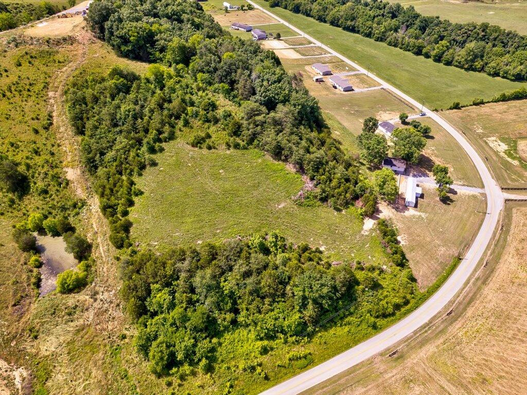 3205 Little Chuckey Road Mosheim, TN 37818 - Photo 4 of 26 3205 Little Chuckey Rd - 4