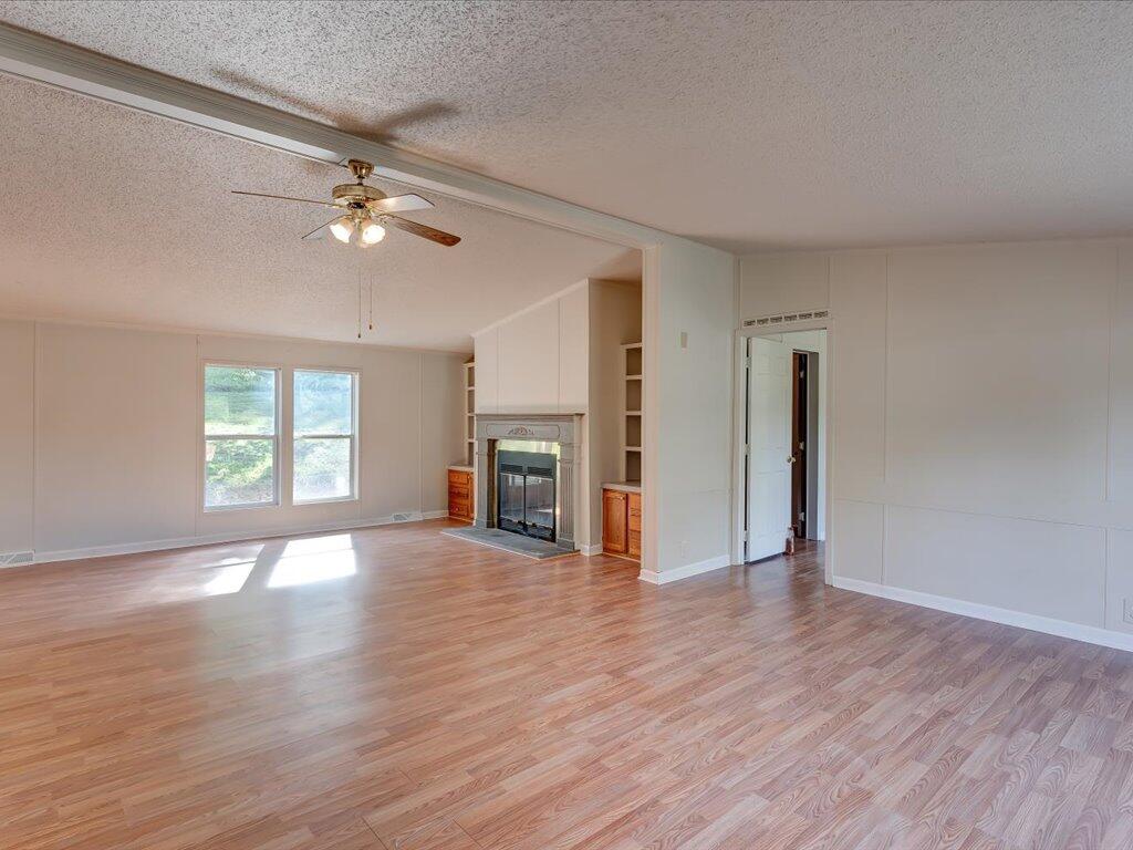 3205 Little Chuckey Road Mosheim, TN 37818 - Photo 7 of 26 3205 Little Chuckey Rd - 7