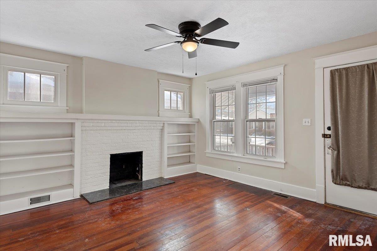 2036 South 4th Street Springfield, IL 62703 - Photo 3 of 26