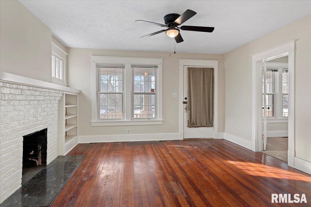 2036 South 4th Street Springfield, IL 62703 - Photo 4 of 26