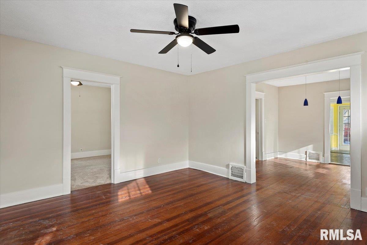 2036 South 4th Street Springfield, IL 62703 - Photo 5 of 26