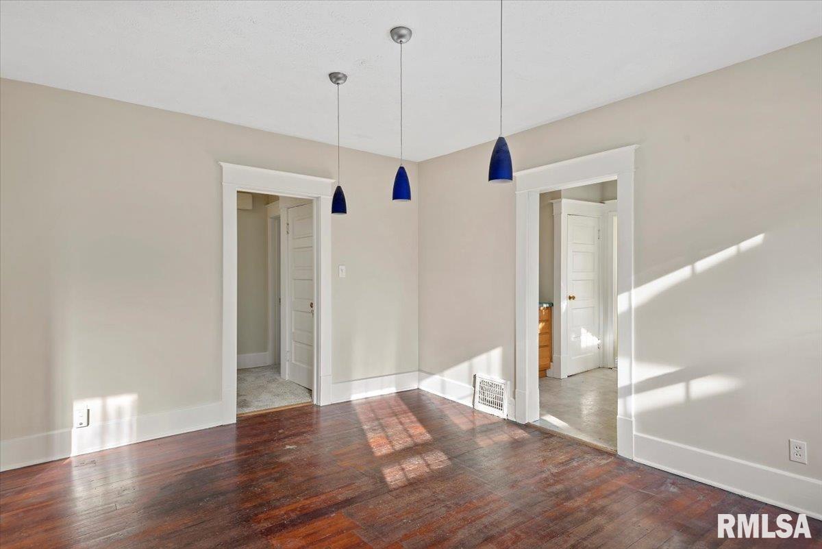 2036 South 4th Street Springfield, IL 62703 - Photo 7 of 26