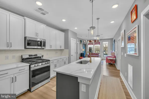 $464,800 | 78 Old Mill Bottom Road North, Unit 209, Annapolis, MD 21409