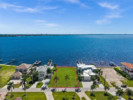 $1,499,999 | 1020 Dolphin Drive, Cape Coral, FL 33904