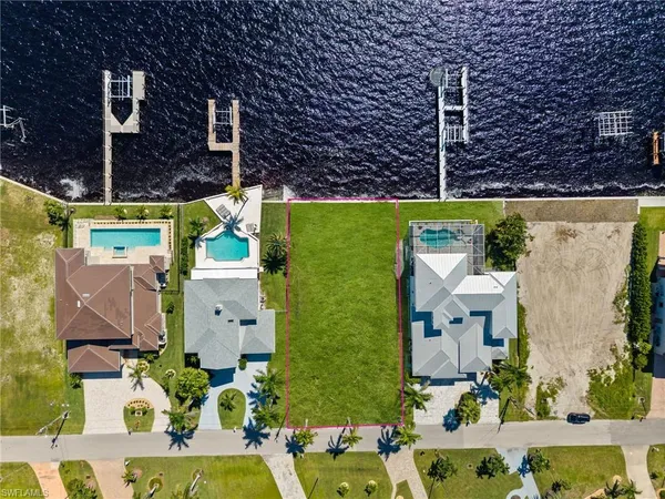 $1,499,999 | 1020 Dolphin Drive, Cape Coral, FL 33904