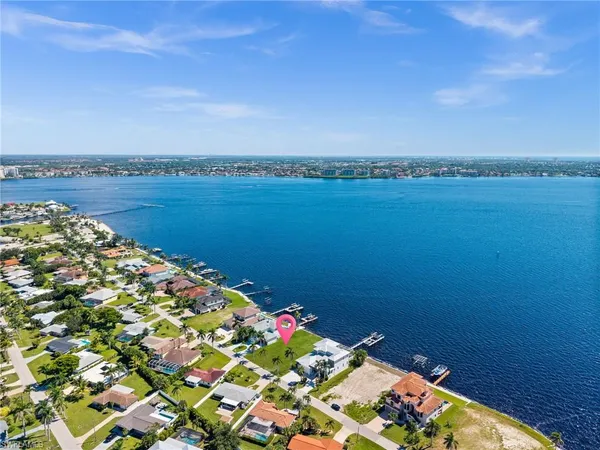 $1,499,999 | 1020 Dolphin Drive, Cape Coral, FL 33904