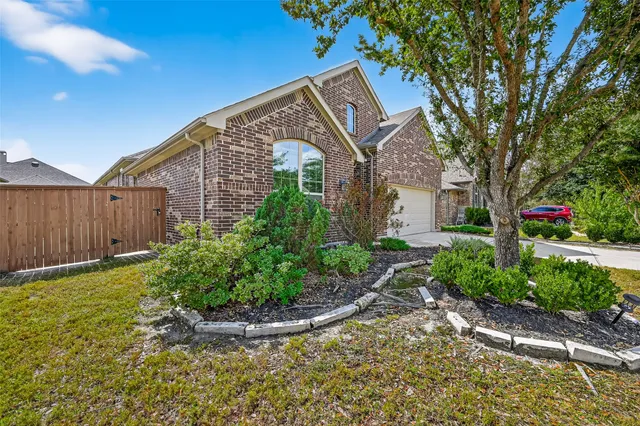 a view of workspace with windows