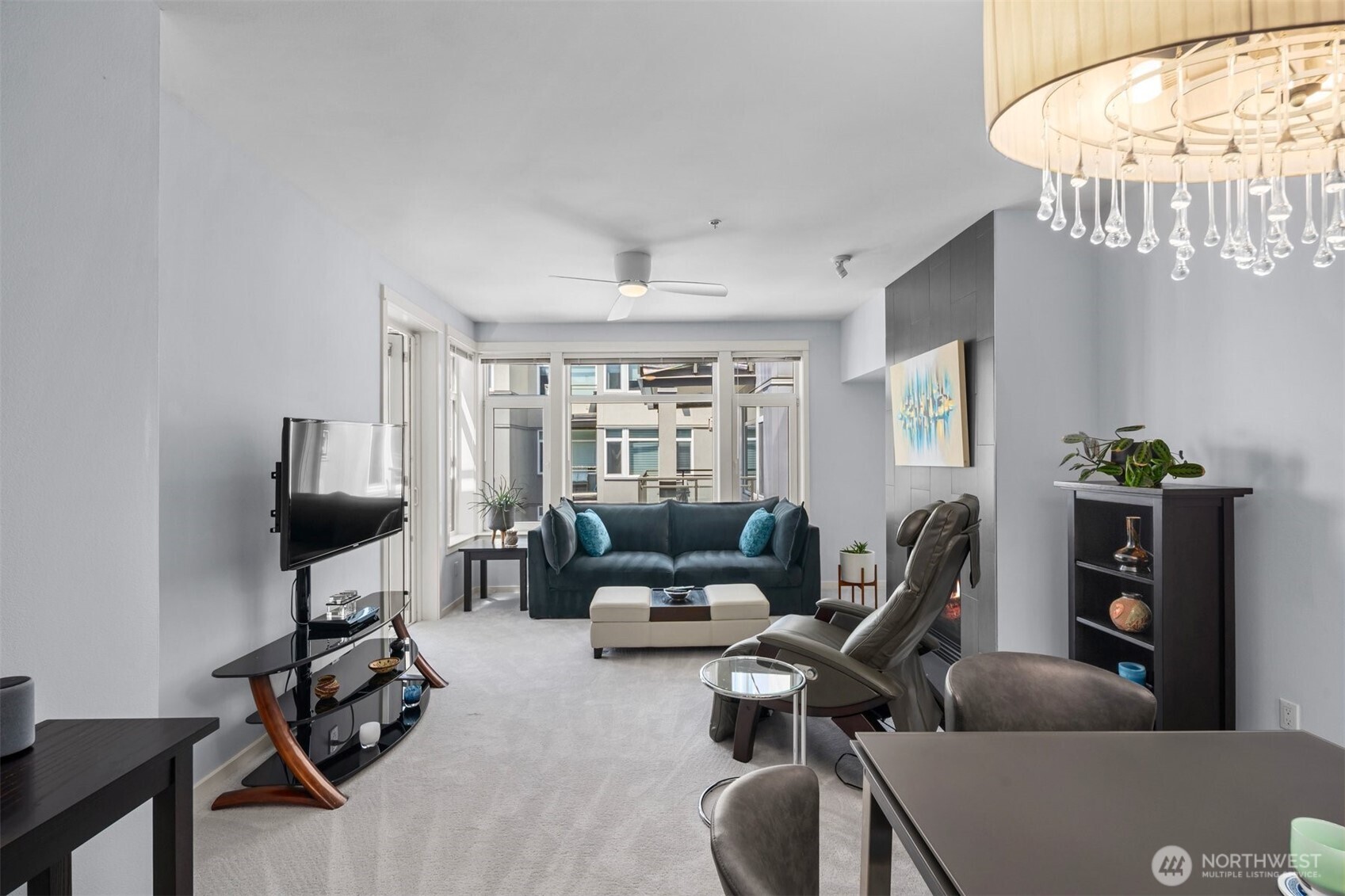 2000 Alaskan Way, Unit 453 Seattle, WA 98121 - Photo 6 of 33