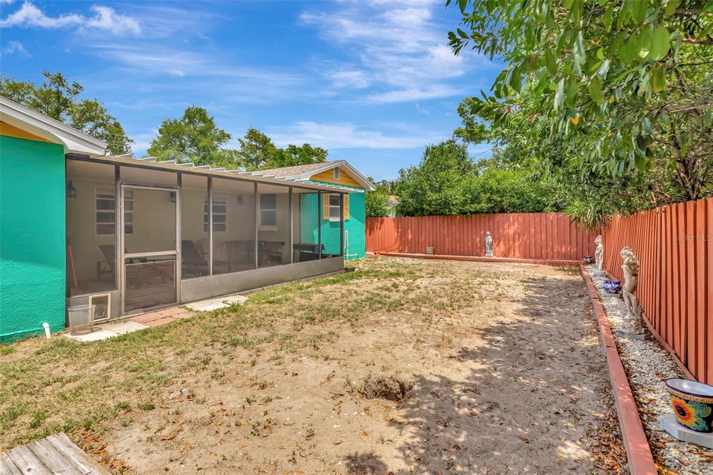 1223 Union Street Clearwater, FL 33755 - Photo 31 of 46