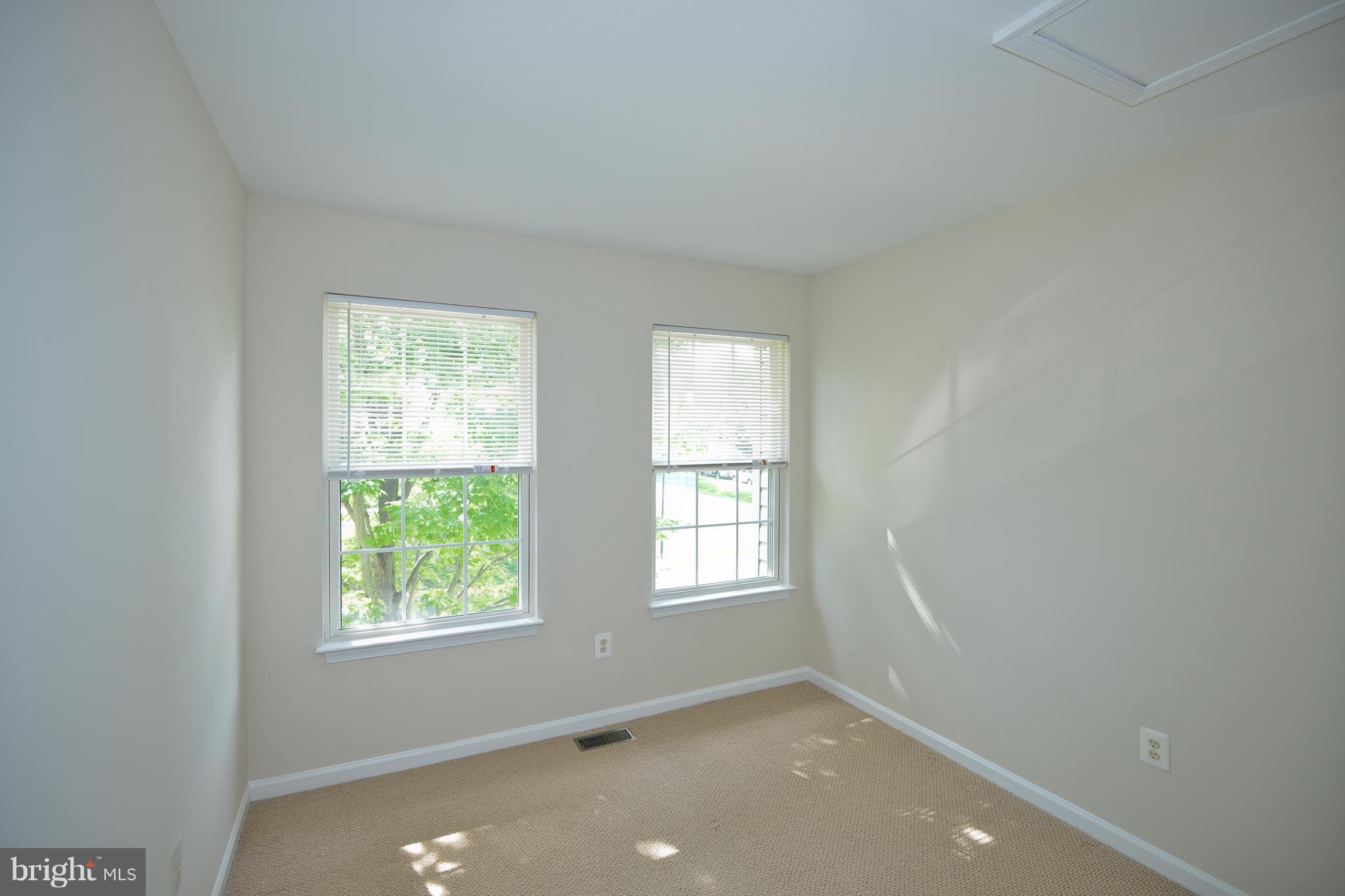 6455 McCoy Road Centreville, VA 20121 - Photo 18 of 27 Bedroom