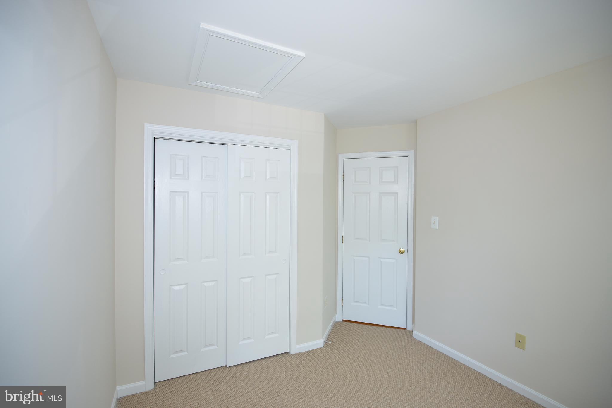 6455 McCoy Road Centreville, VA 20121 - Photo 19 of 27 Bedroom