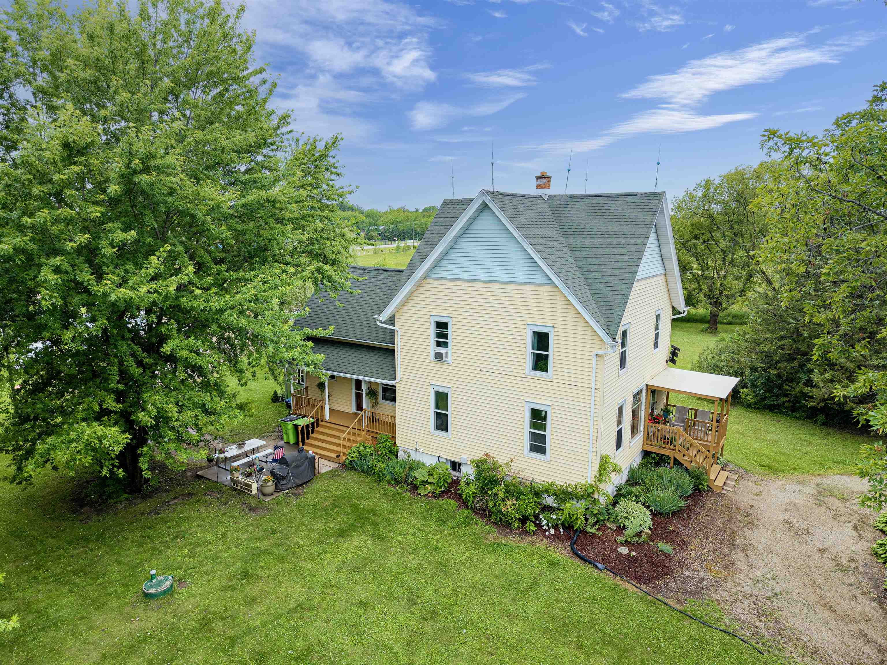 9511 Old Road Fremont, WI 54940 - Photo 57 of 67