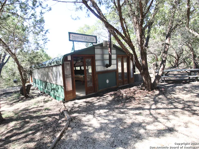 $1,800 | 100 Hunters Lane, Pipe Creek, TX 78063