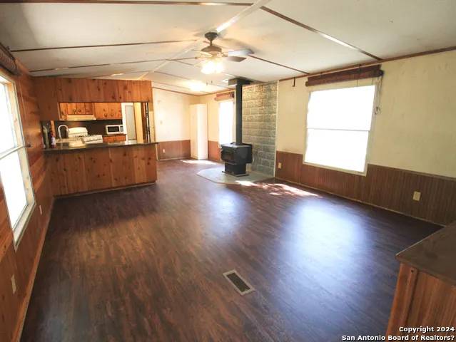 $1,800 | 100 Hunters Lane, Pipe Creek, TX 78063