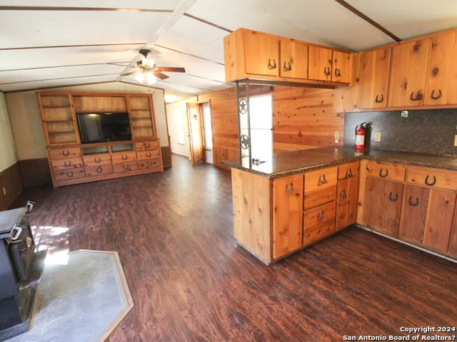 $1,800 | 100 Hunters Lane, Pipe Creek, TX 78063