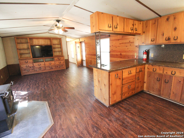 100 Hunters Lane Pipe Creek, TX 78063 - Photo 4 of 39