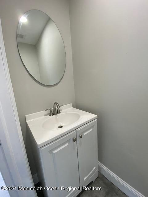 4 Coventry Road Toms River, NJ 08757 - Photo 18 of 23 powder room