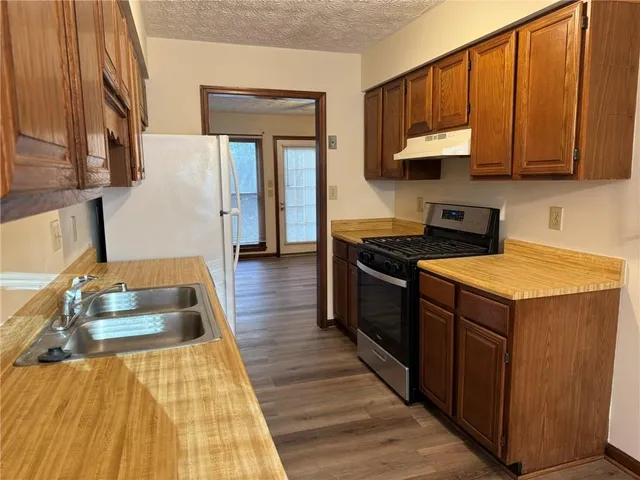 $1,595 | 1105 Booth Court Southwest, Unit 1105, Marietta, GA 30008