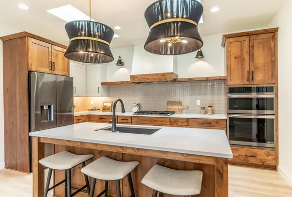 $879,900 | 662 Rania Way West, West Fargo, ND 58078