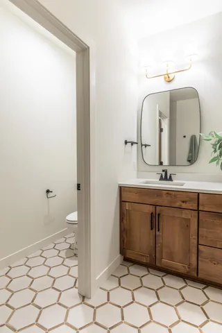 $879,900 | 662 Rania Way West, West Fargo, ND 58078