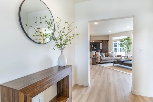 $879,900 | 662 Rania Way West, West Fargo, ND 58078