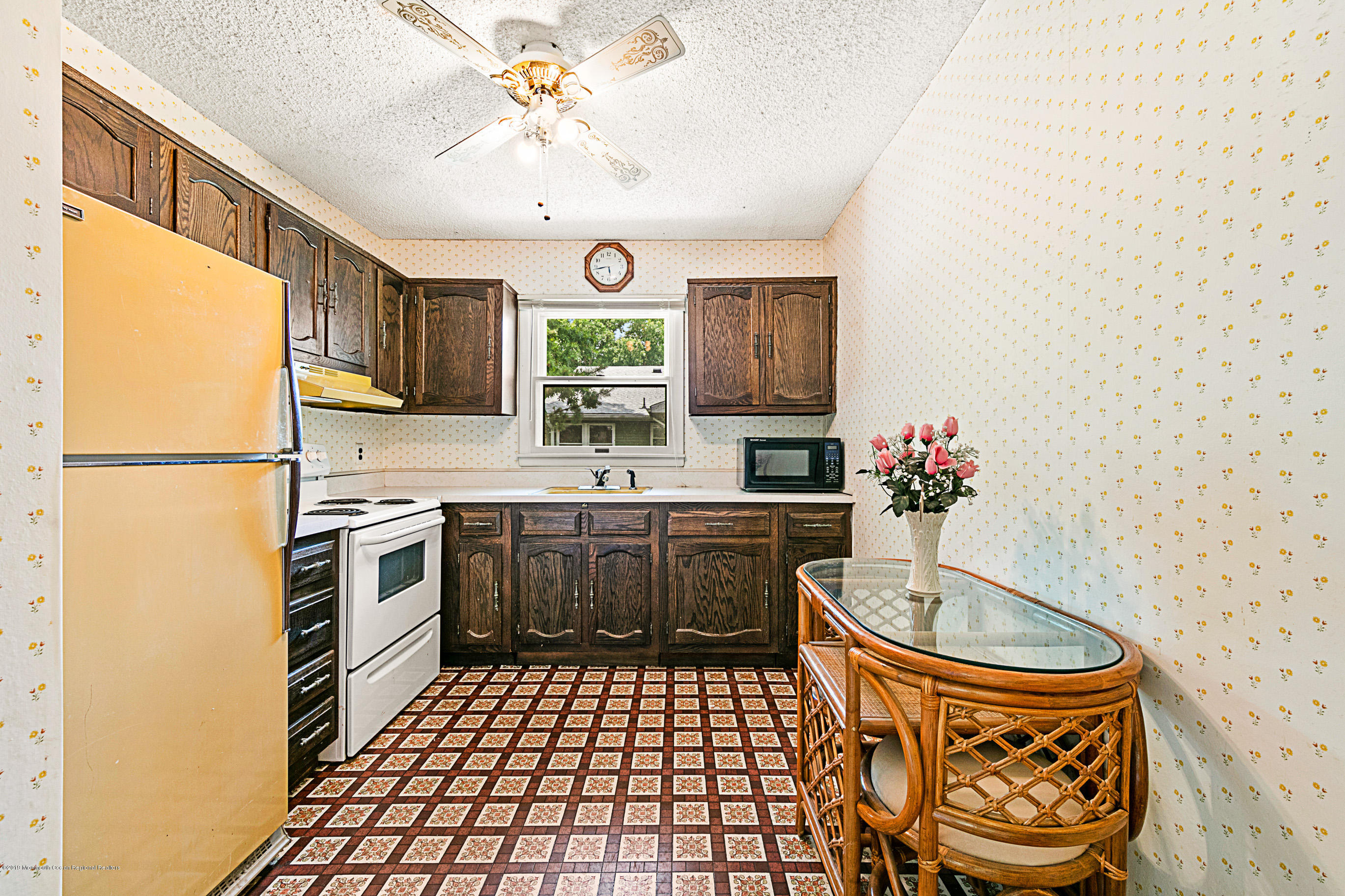 9 B Walnut Road Manahawkin, NJ 08050 - Photo 20 of 31 9BWalnutOnline-22