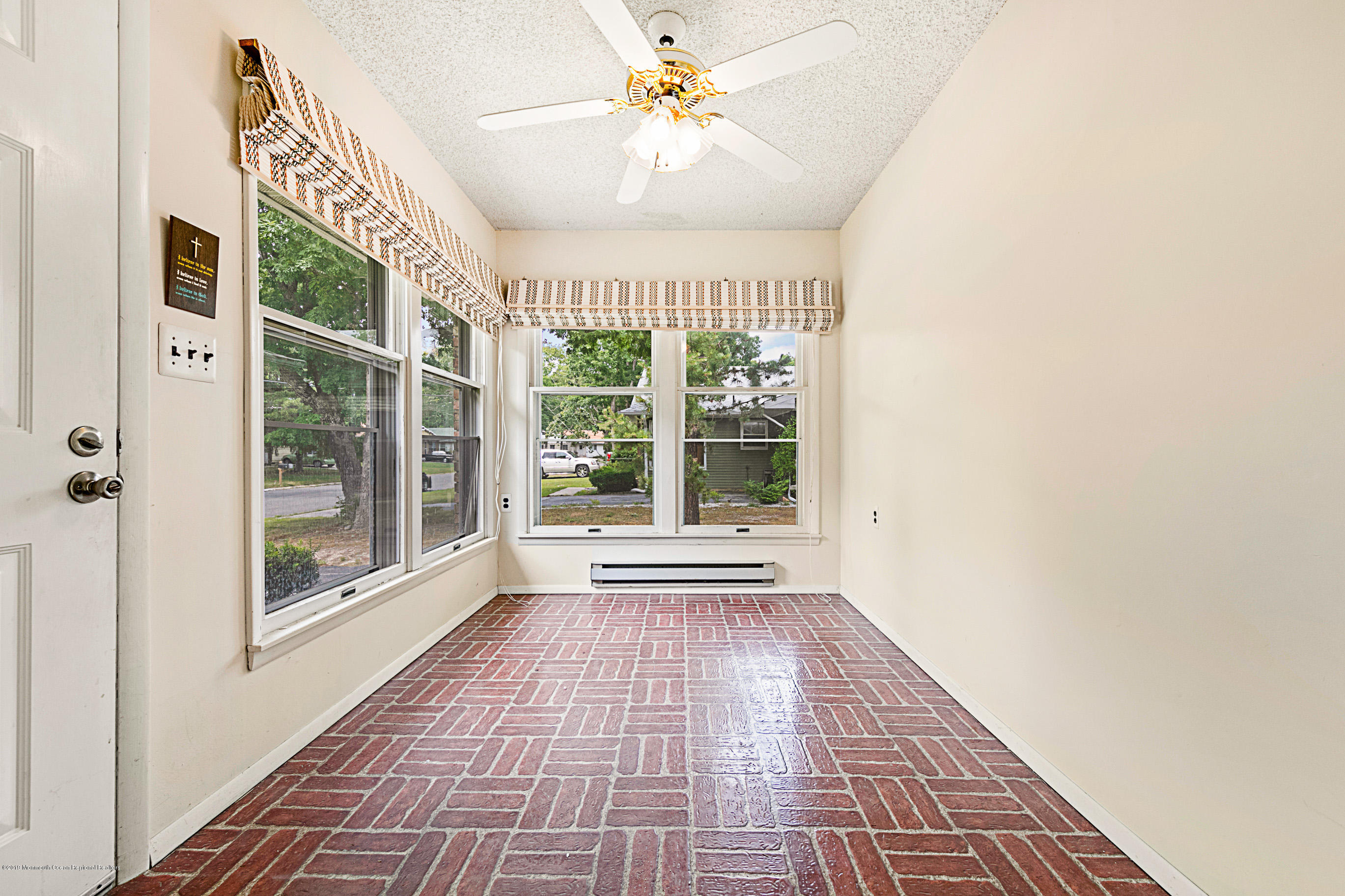 9 B Walnut Road Manahawkin, NJ 08050 - Photo 9 of 31 9BWalnutOnline-11