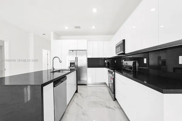 $4,540 | 22431 Southwest 125th Avenue, Unit 19A, Miami, FL 33170