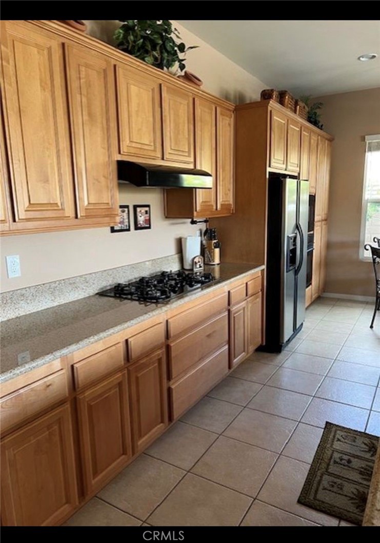 111 Shoreline Drive Rancho Mirage, CA 92270 - Photo 5 of 8