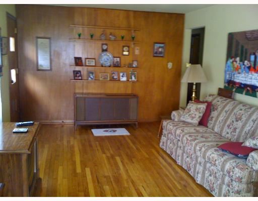 108 Marburger Road Evans City, PA 16033 - Photo 11 of 18 Living Room.