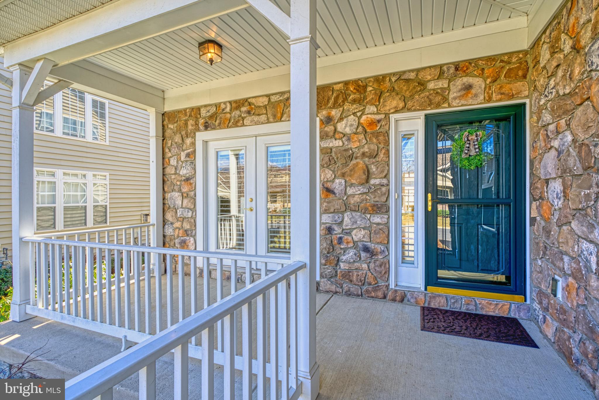 128 Grebe Drive Stephens City, VA 22655 - Photo 3 of 35